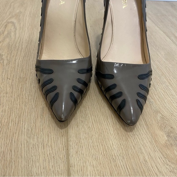 Prada Leather Animal Print Pumps - Picture 4 of 8